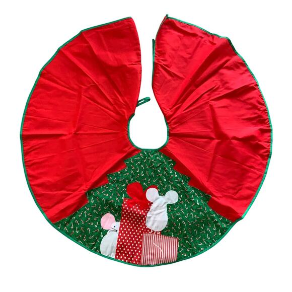 Vintage 60s 70s Mice on Presents Christmas Tree Skirt Cheshire Salem MA - Picture 1 of 4
